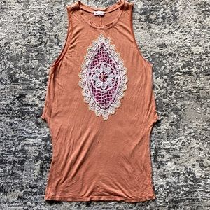 LACAUSA Side Slit Flower Long Tank Shirt